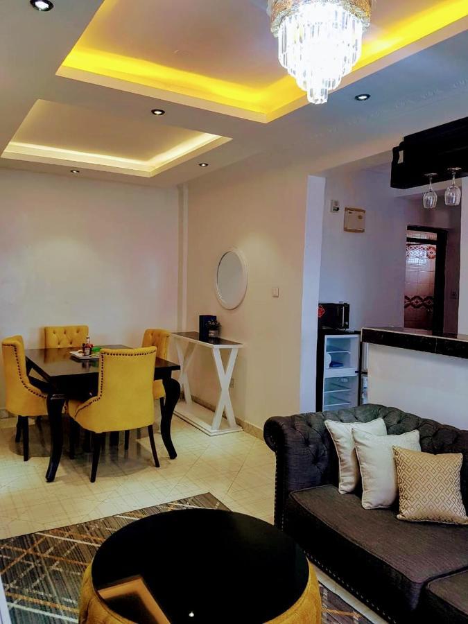 Sandalwood Suites Nakuru - Studios & One Bedroom Suites Buitenkant foto