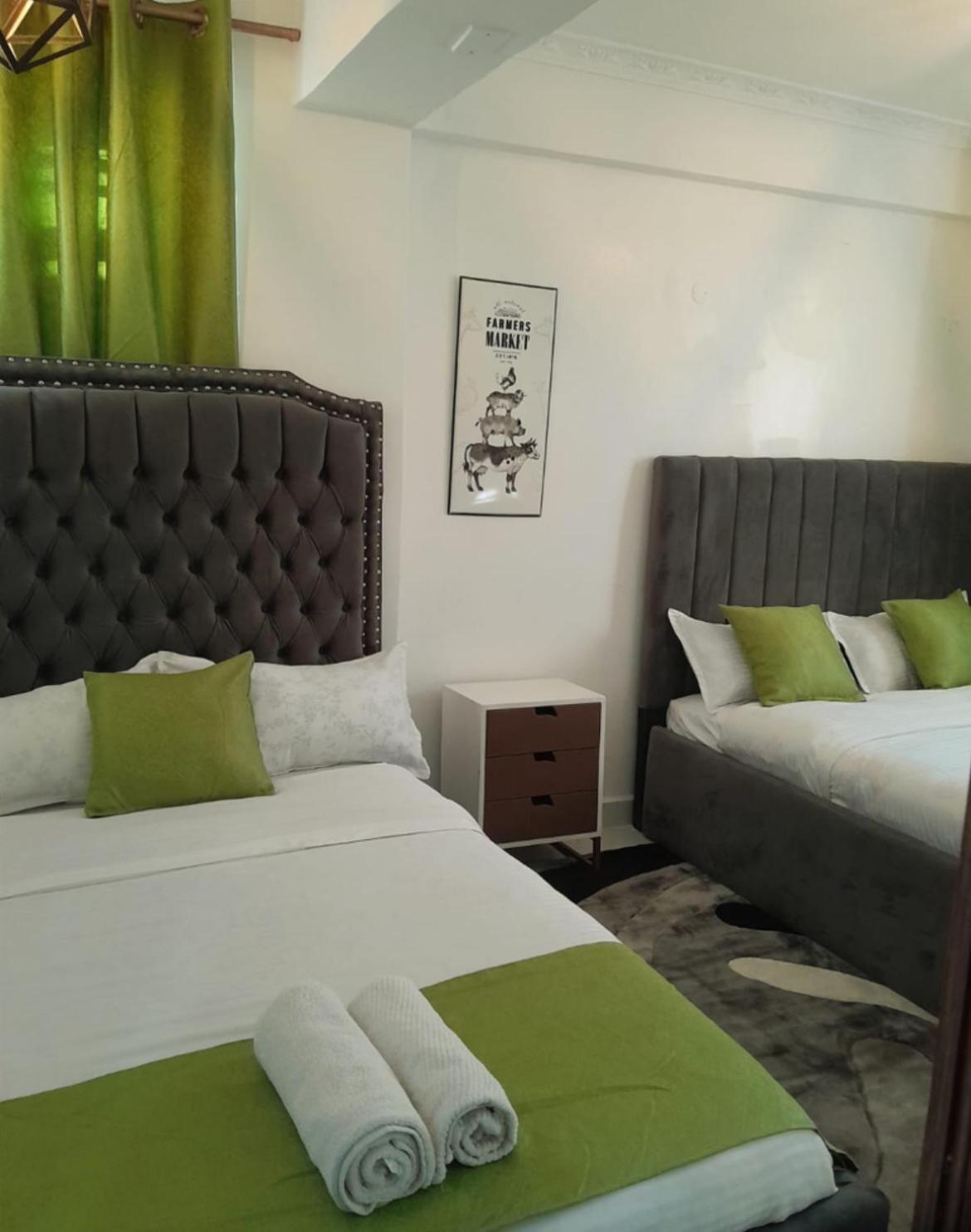 Sandalwood Suites Nakuru - Studios & One Bedroom Suites Buitenkant foto